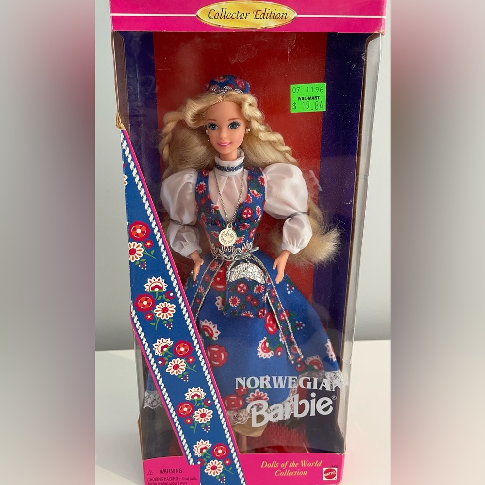 Norwegian Barbie 1995 #14450 Dolls of the World Collection